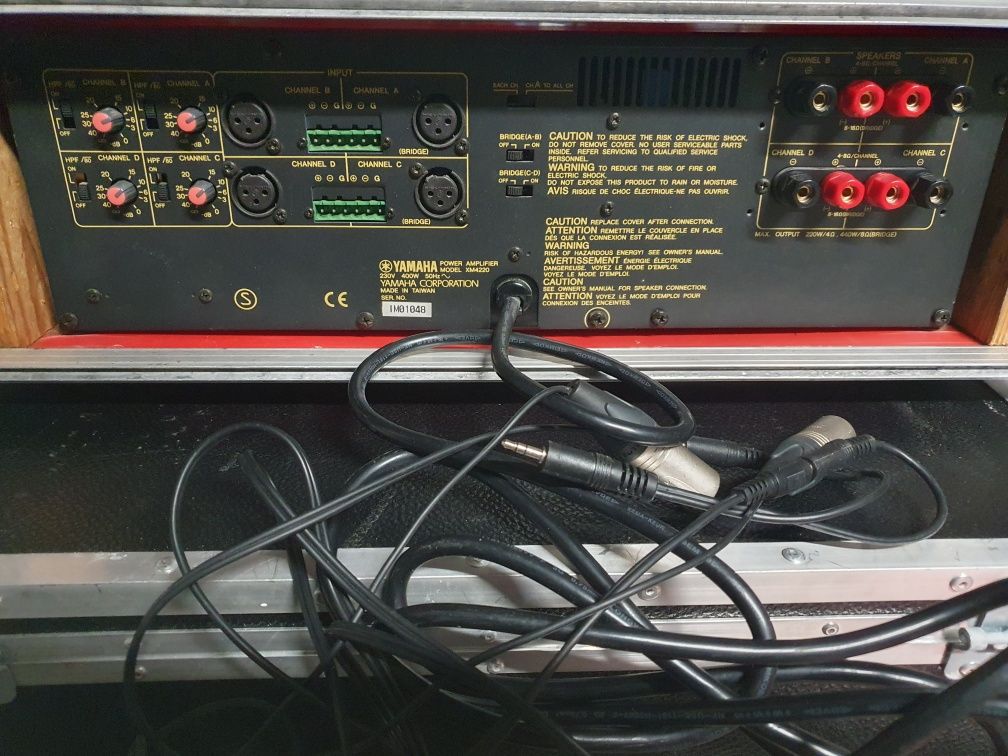 Wzmacniacz yamaha xm4220