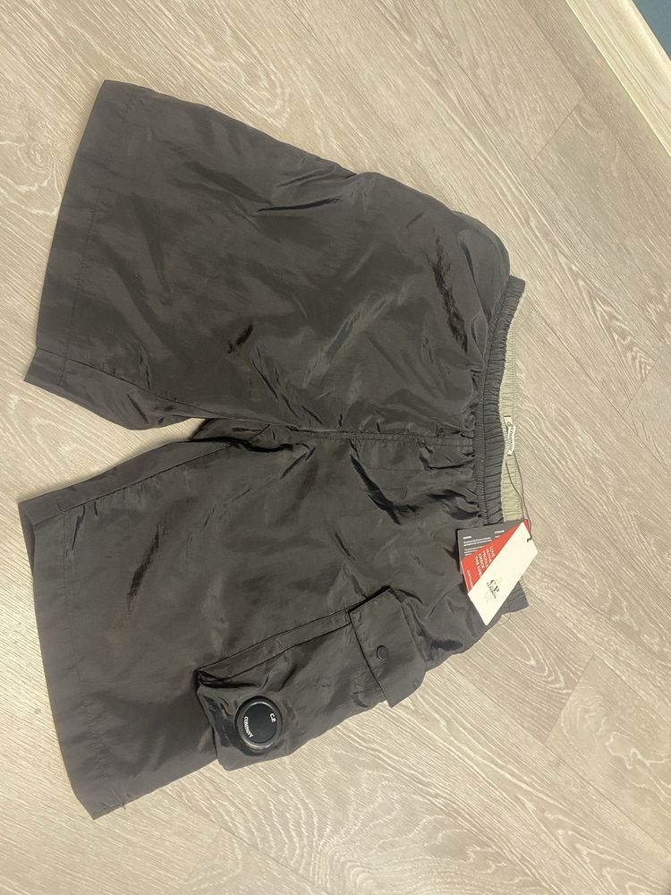 Шорты cp company