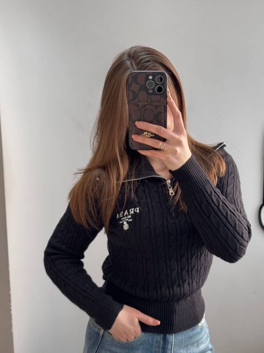 Тепла кофта Prada, чорна