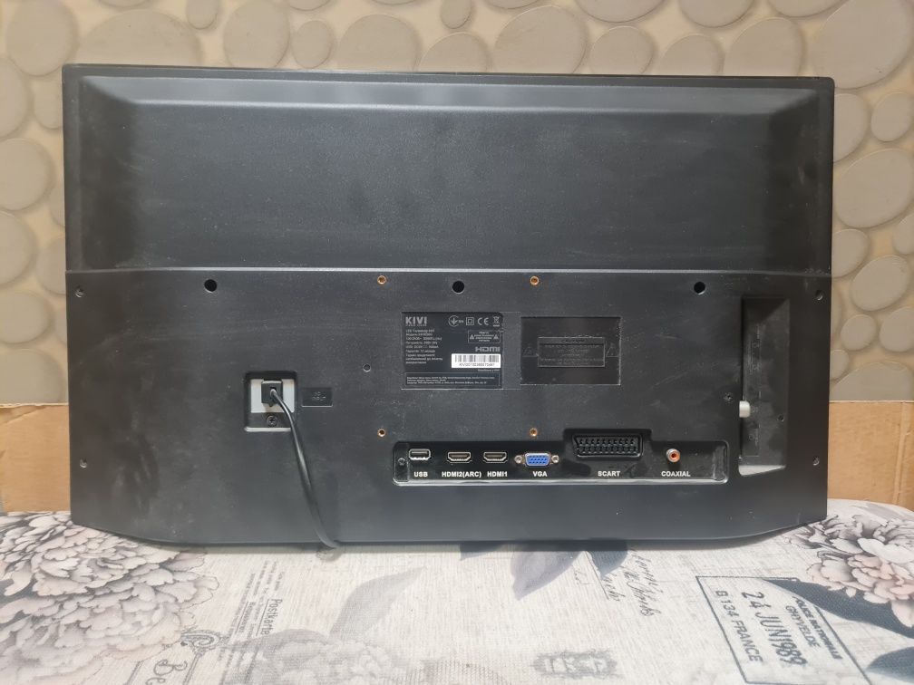 Телевізор KIVI 24" 24HK20G