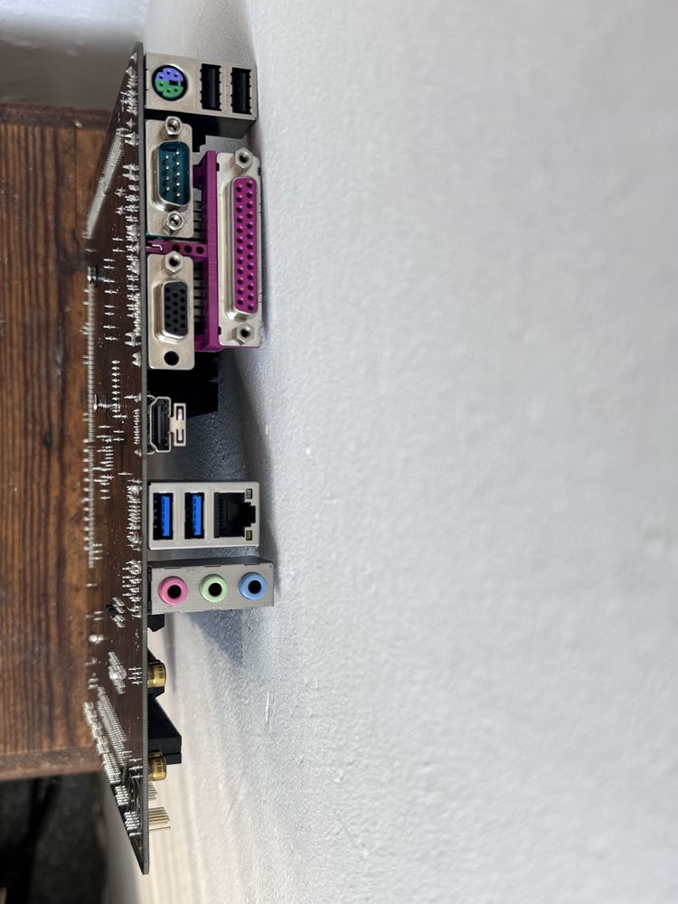 Материнская плата GIGABYTE GA-N3050M-D3P