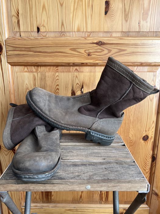Sprzedam kozaki firmy UGG Australia rozmiar 42 wkladka 27.5 cm