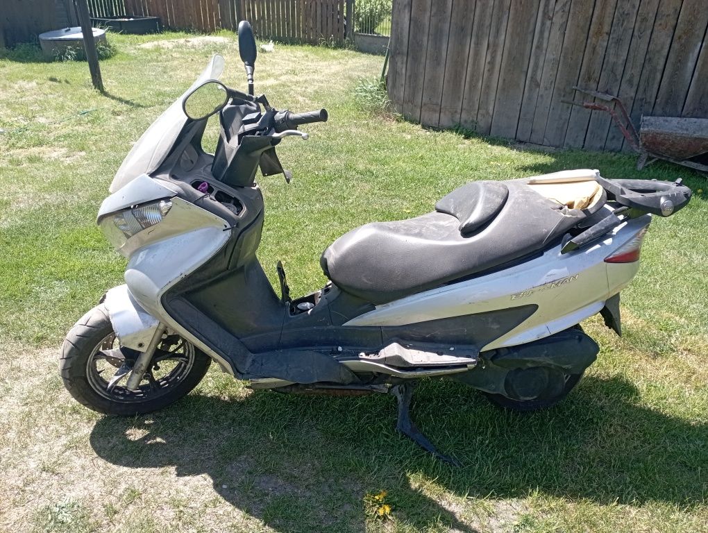Suzuki Burgman 200cm silnik,instalacja,plastiki, zawieszenie,szyba,