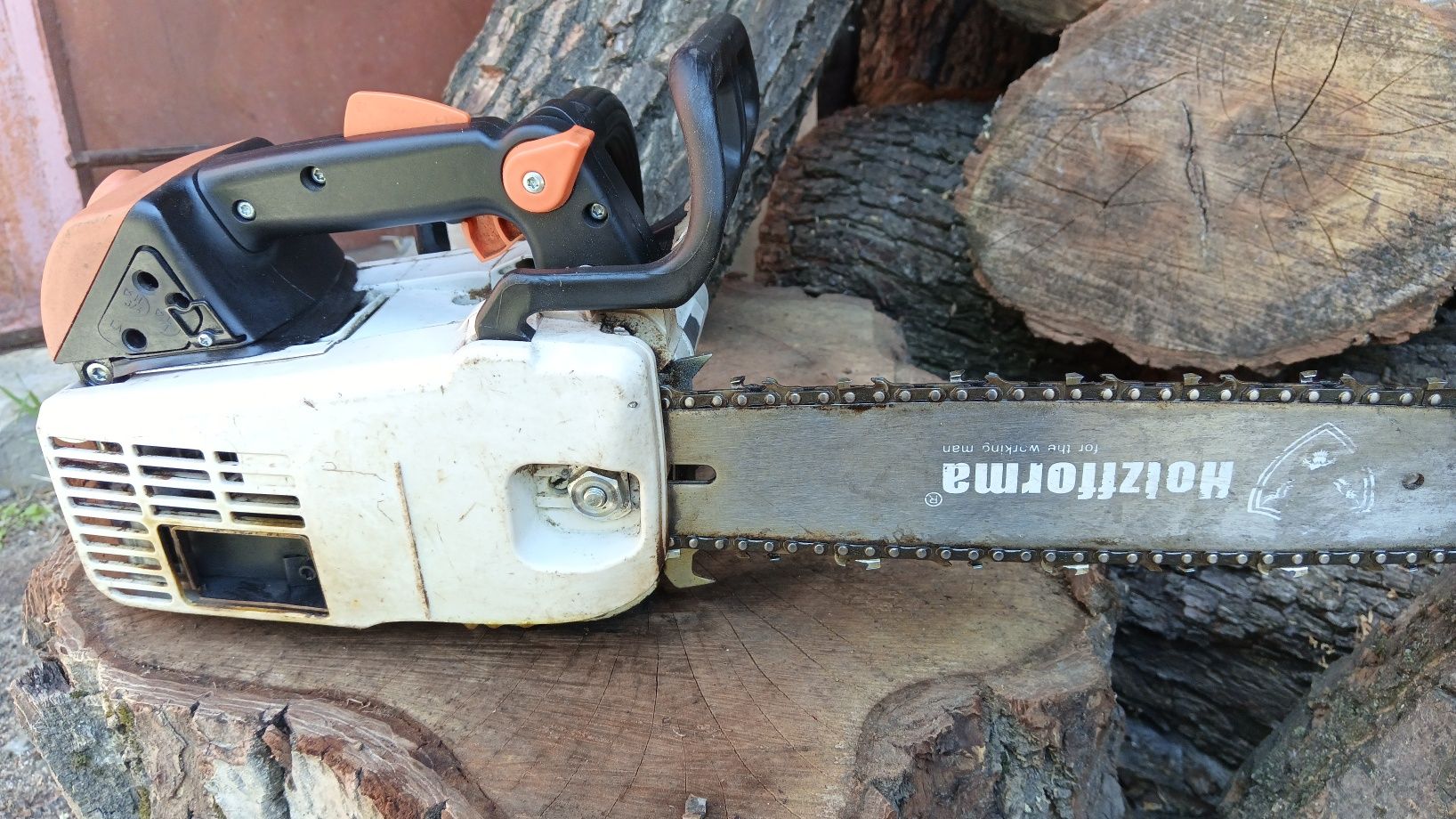 Бензопила одноручна Holzfforma G111 як Stihl MS 200T