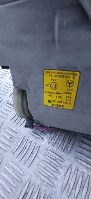 Mercedes R170 Lampa Lewa przód Kierunek