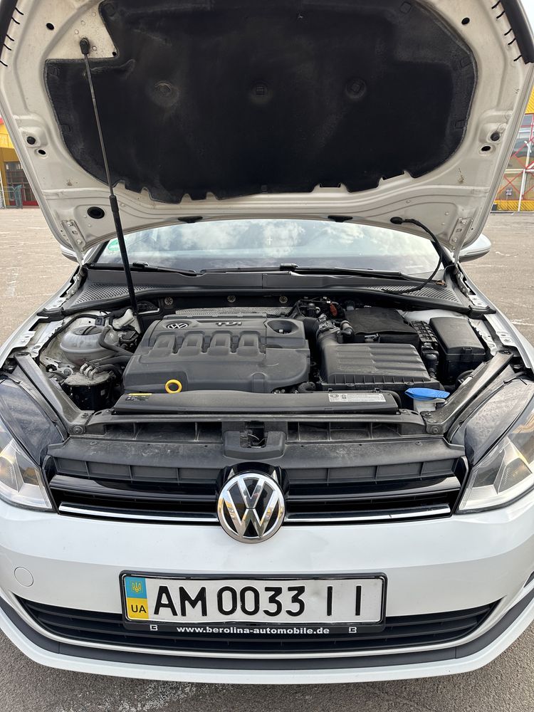 Автомобіль Volkswagen Golf 2016 1.6 TDI MT