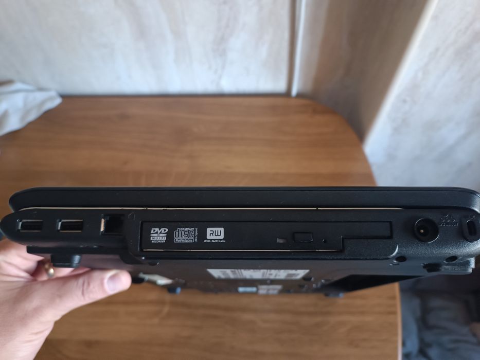 Portátil Toshiba Satéllite A210-19U avariado com mala transporte