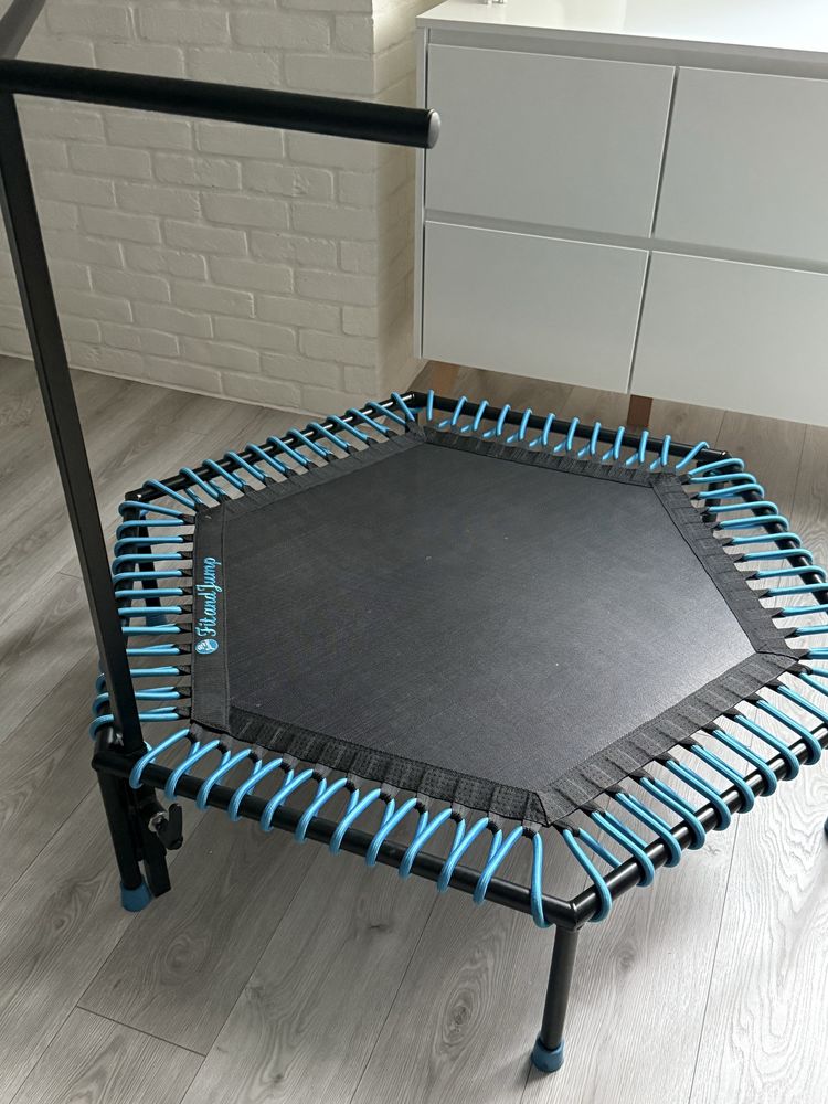 trampolina fit and jump