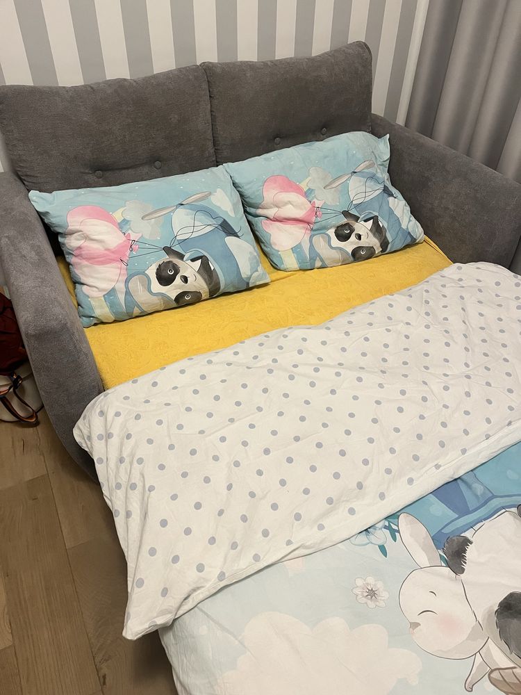 Rozkldana sofa dwuosobowa