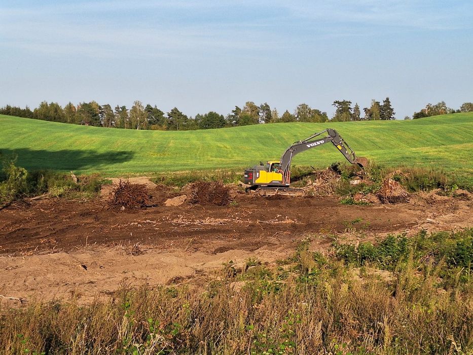 MulczerLesnyWgłębnyWycinkaDrzewSamosiewówPraceZiemneUsługiKoparką