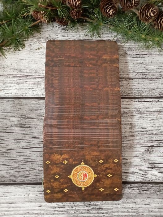 Nowe oryginalne karty Tarota Llewellyn Tarot Oracle Runy