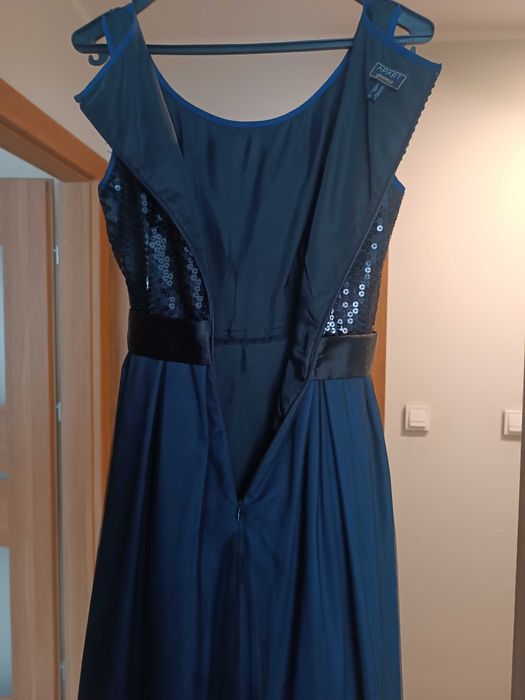 Piękna suknia balowa Apart r. 36