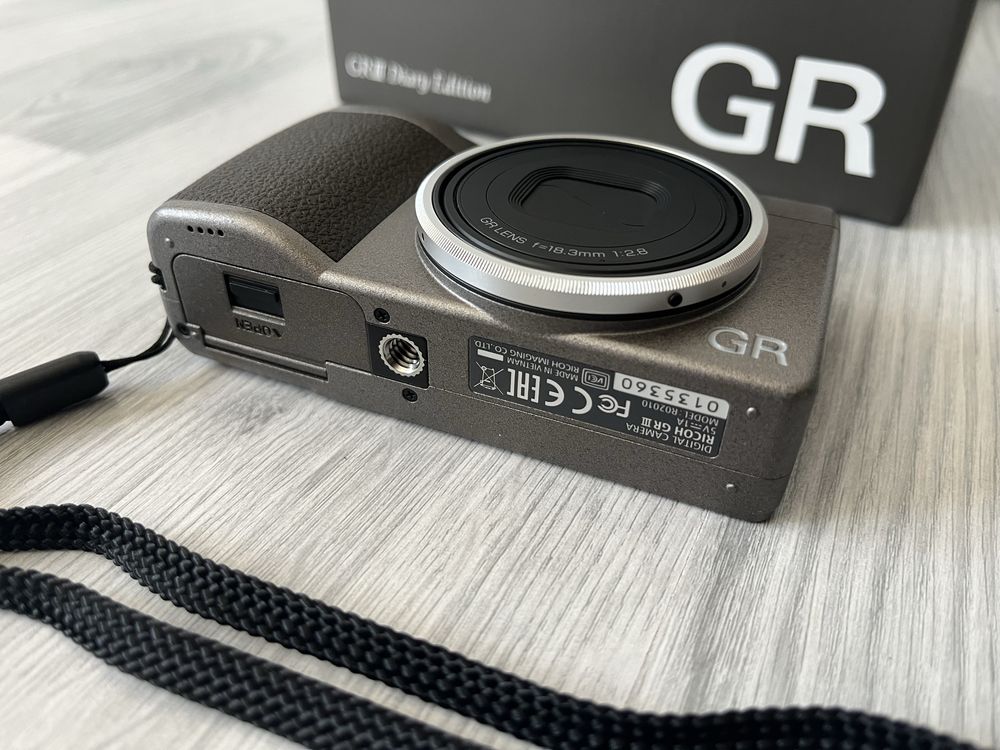 Ricoh GR III gr3 gr 3 diary edition stan idealny