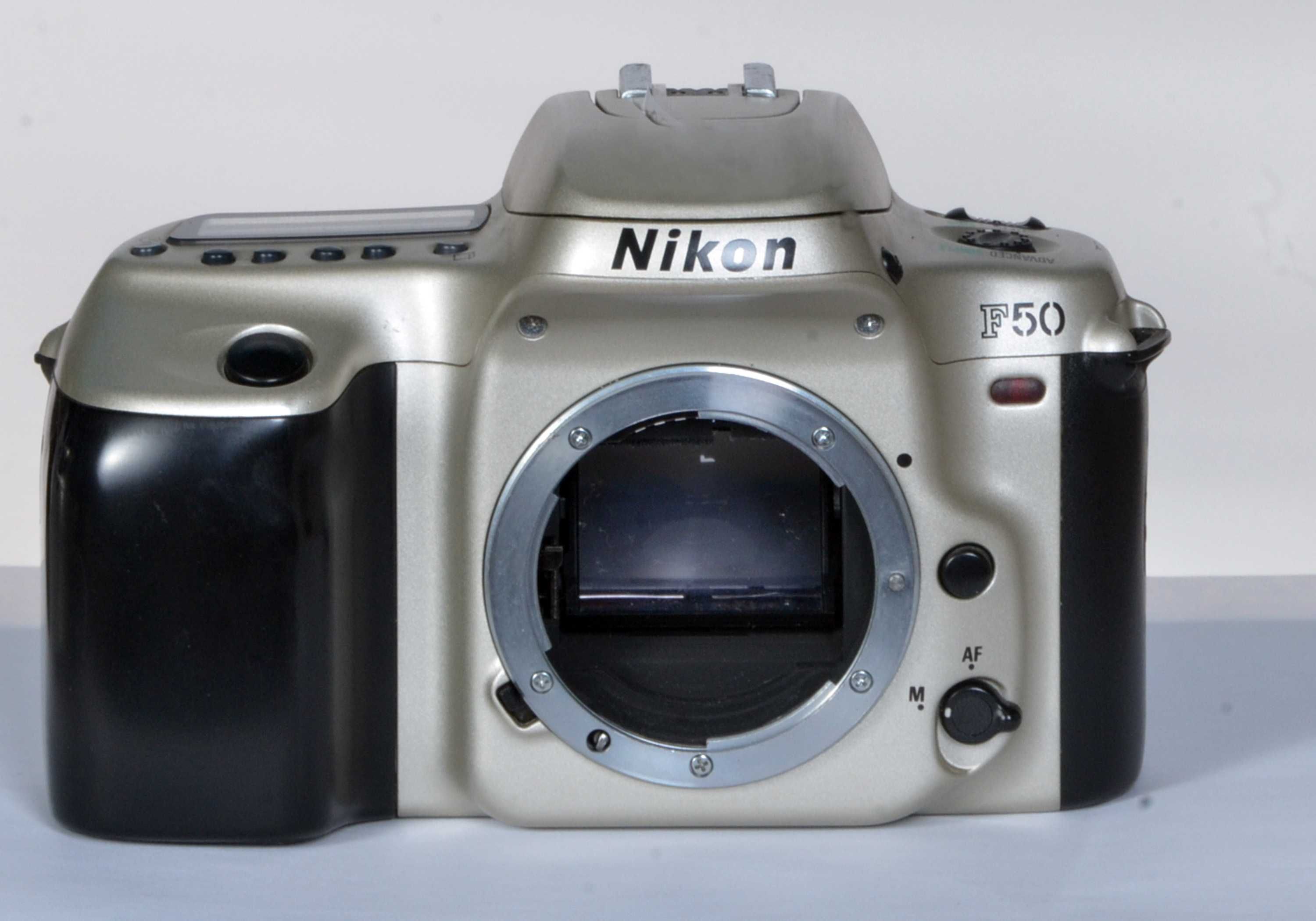 Nikon f50 corpo analógico em estado de novo