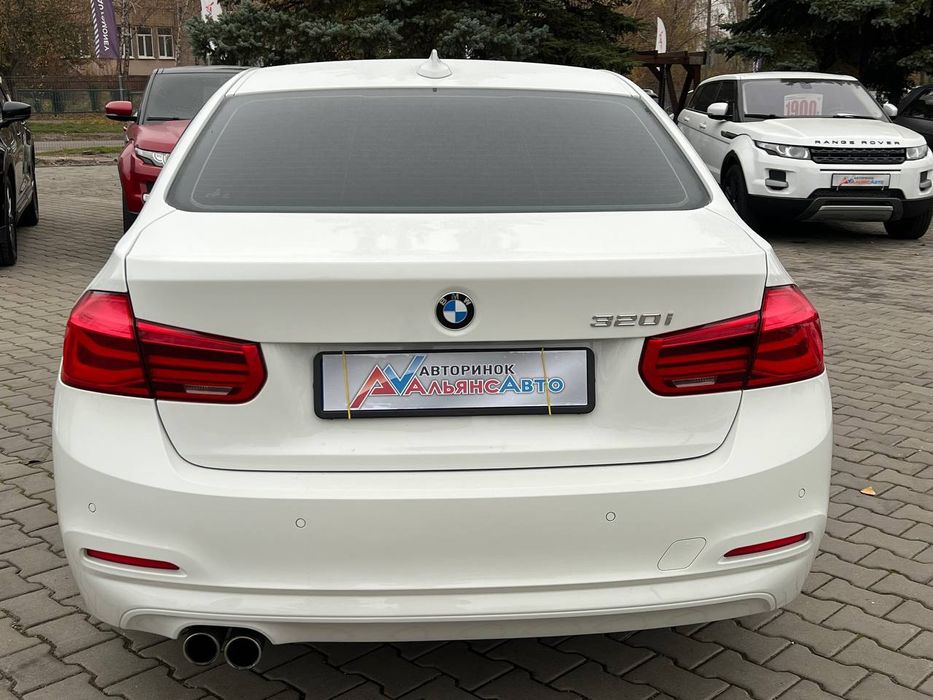 BMW 320i №3791 (ВНЕСОК від 10%) Альянс Авто Кривий Ріг