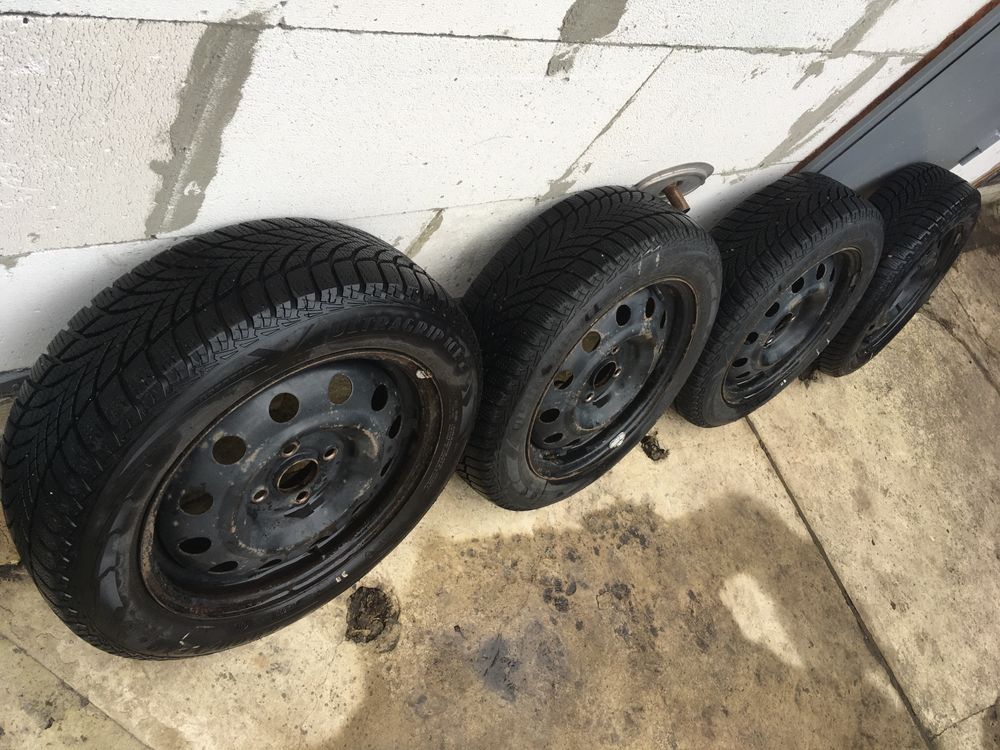 Зимние шины Goodyear UltraGrip Ice 2 185/60 R15 и диски Hyundai Kia