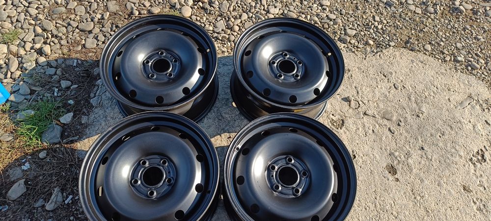 Диски R16 Reno Megan Laguna 5*114.3 7J ET-47 4шт