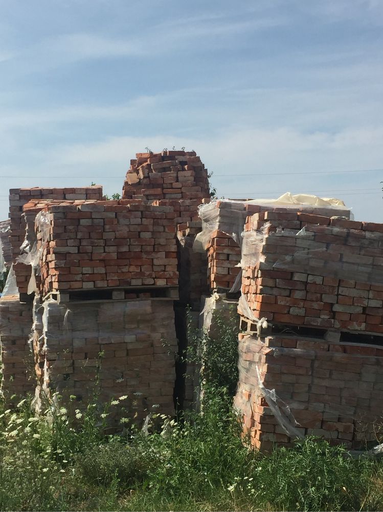 Продається цегла б/у