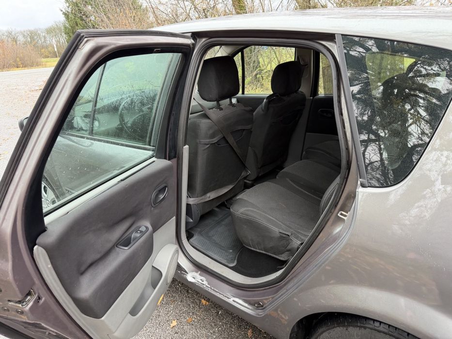 Продам Renault Scenic