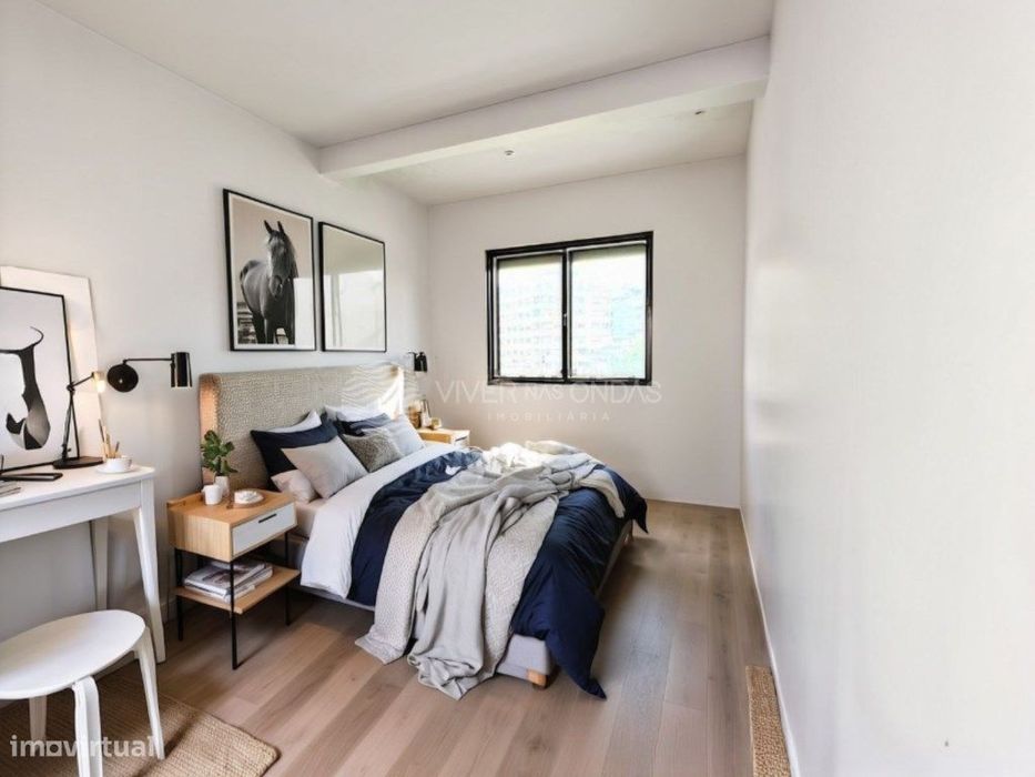 Apartamento com potencial para T1+1 ou T2 | Lordelo do Ouro / Massa...