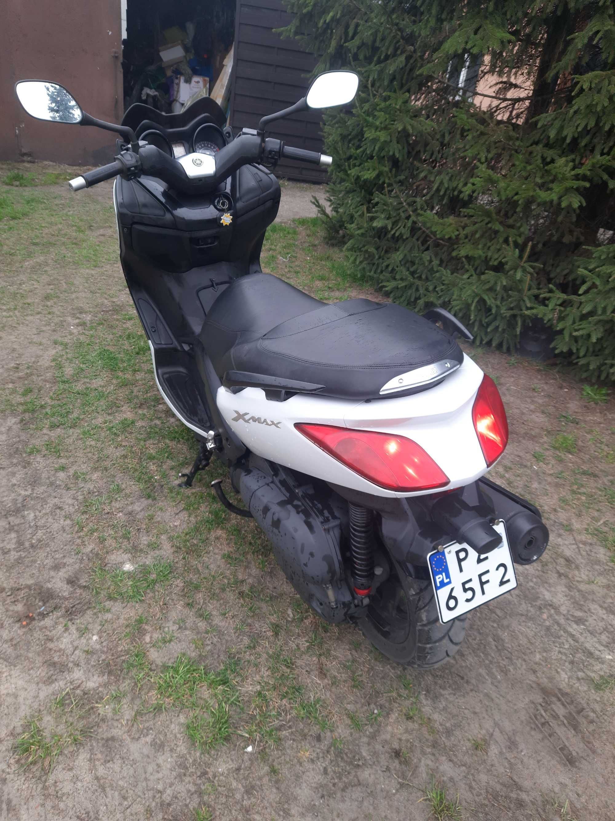 Yamaha x max 125