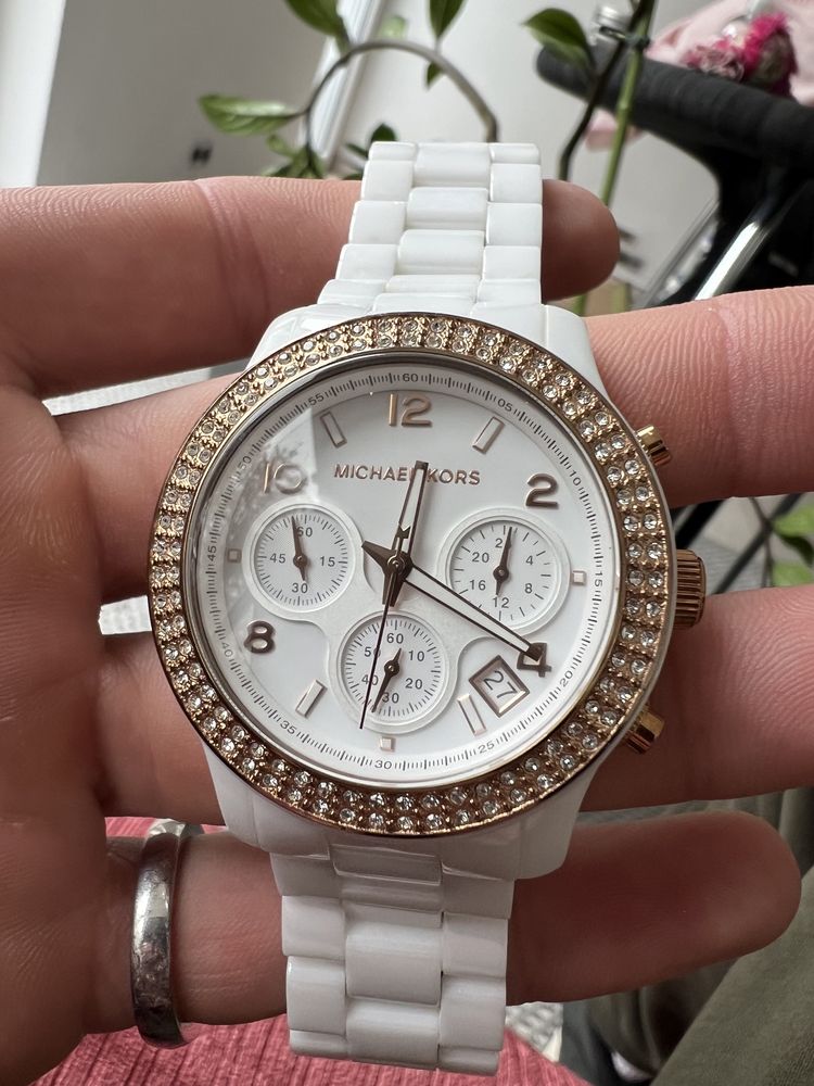 Zegarek Michael Kors biały z kryształkami i ceramiczną bransoletą