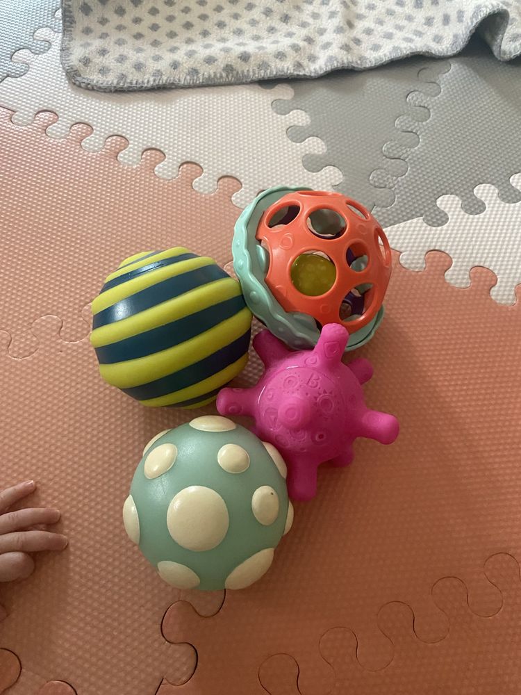 Piłeczki sensoryczne B.Toys