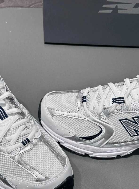 New Balance530_White Sneakersy Damskie_Moda Urocze  40.5