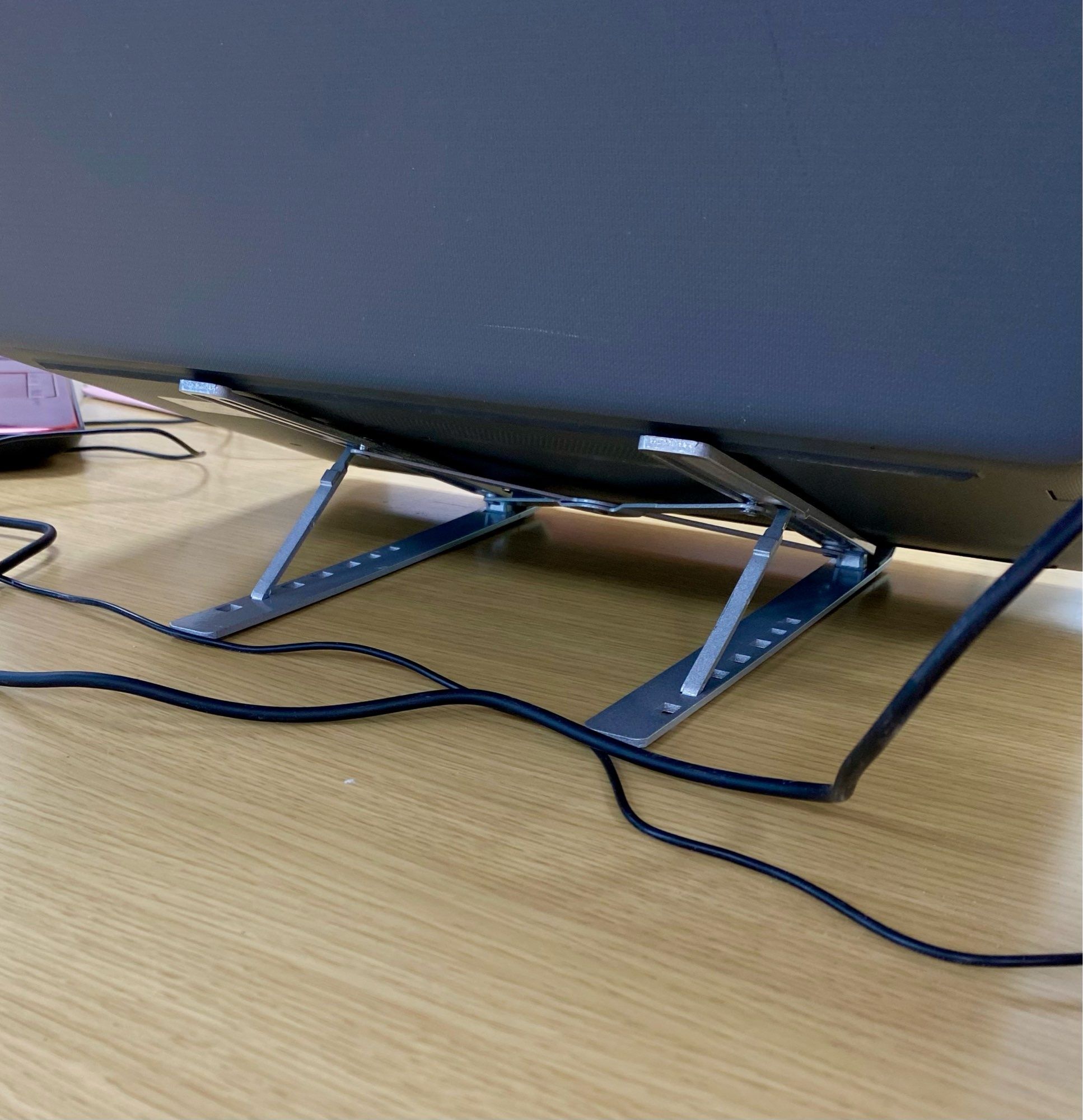 Base para computador portátil - articulada - várias posições