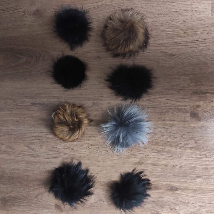 Бубон помпон из натурального меха.