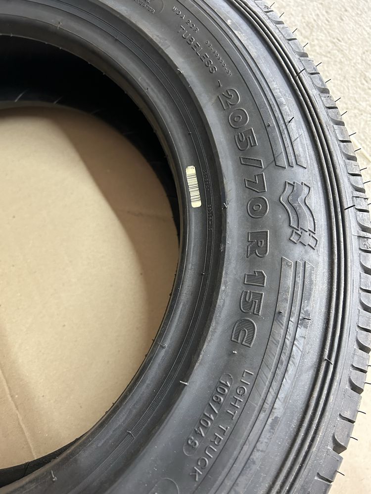 205/70R15C Michelin Vanprix Нові!!