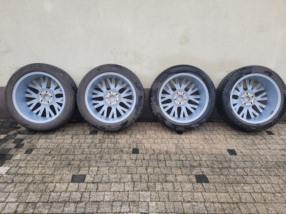 Opony zimowe wraz z felgami 215/50 R18 92V