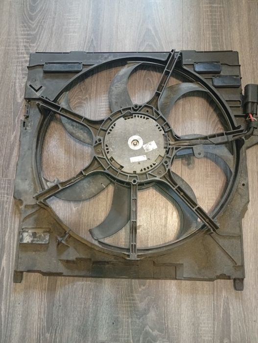 Основной вентилятор bmw e70,e71.Оригинал