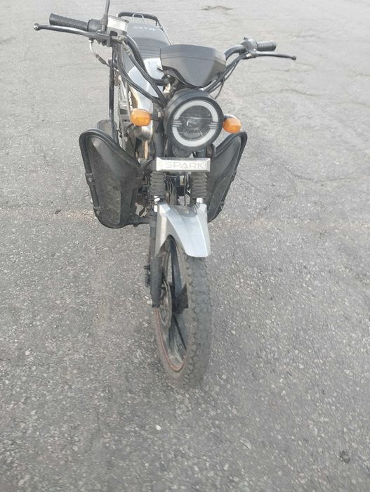 Spark 125 з документами