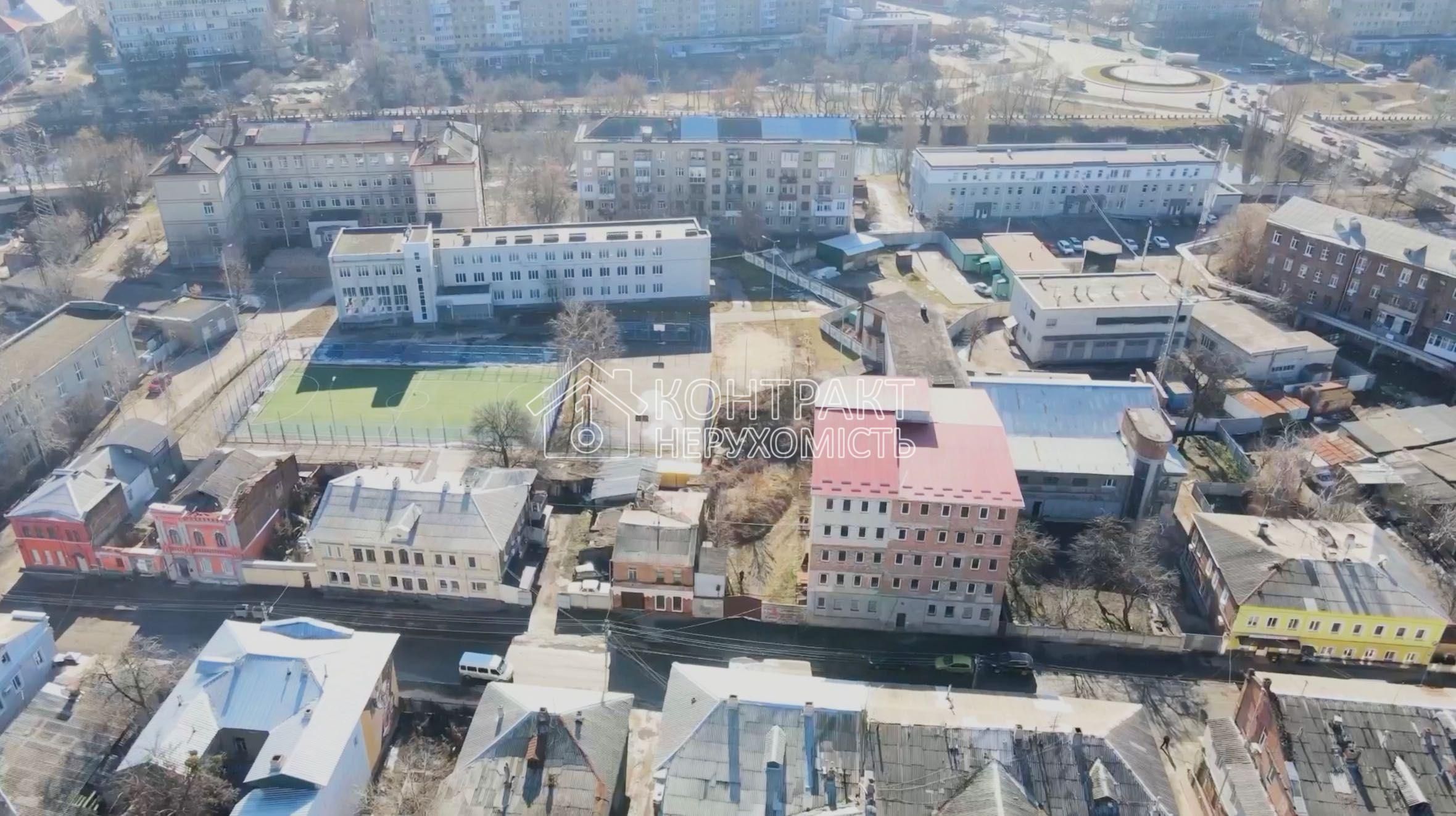 Продам дом здание в центре м. Площадь Конституции!