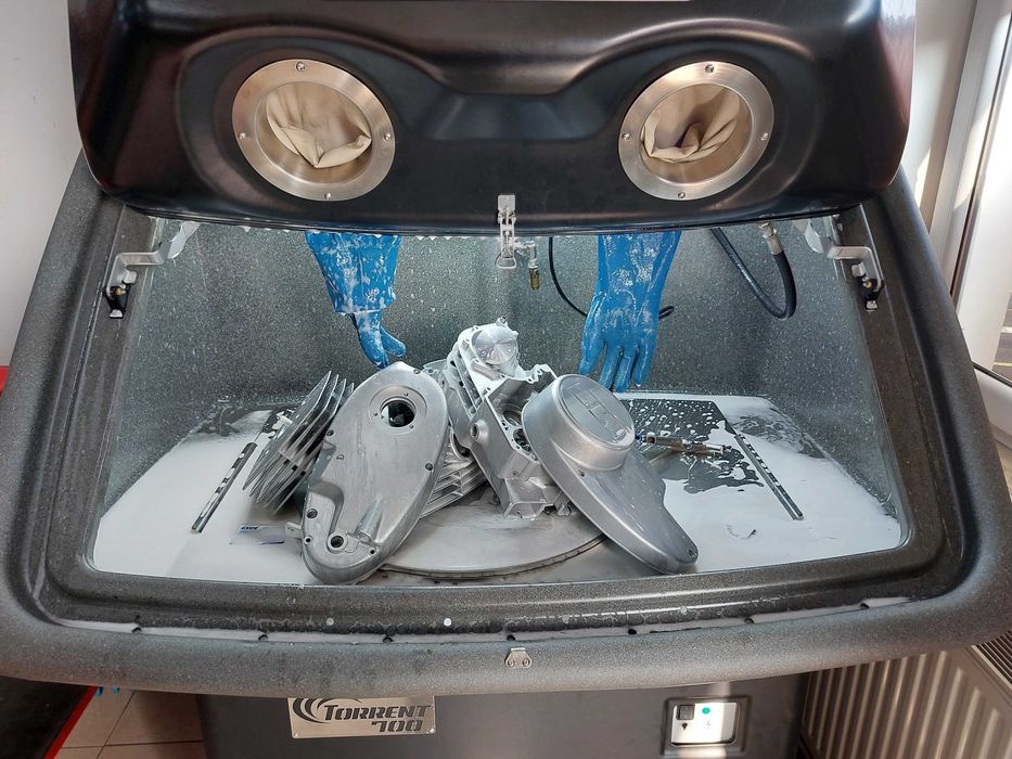 Szkiełkowanie wodne, Aquablasting, odnawianie części Jabłonna