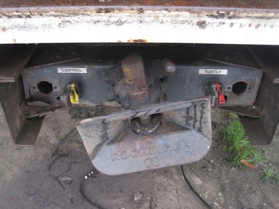 VOLVO FL FE HAK + KOMPLET ZAWORÓW