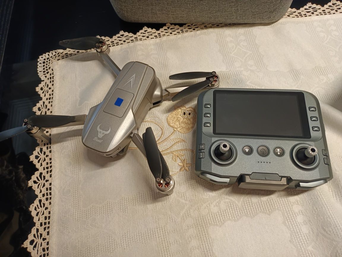Drone com display no comando