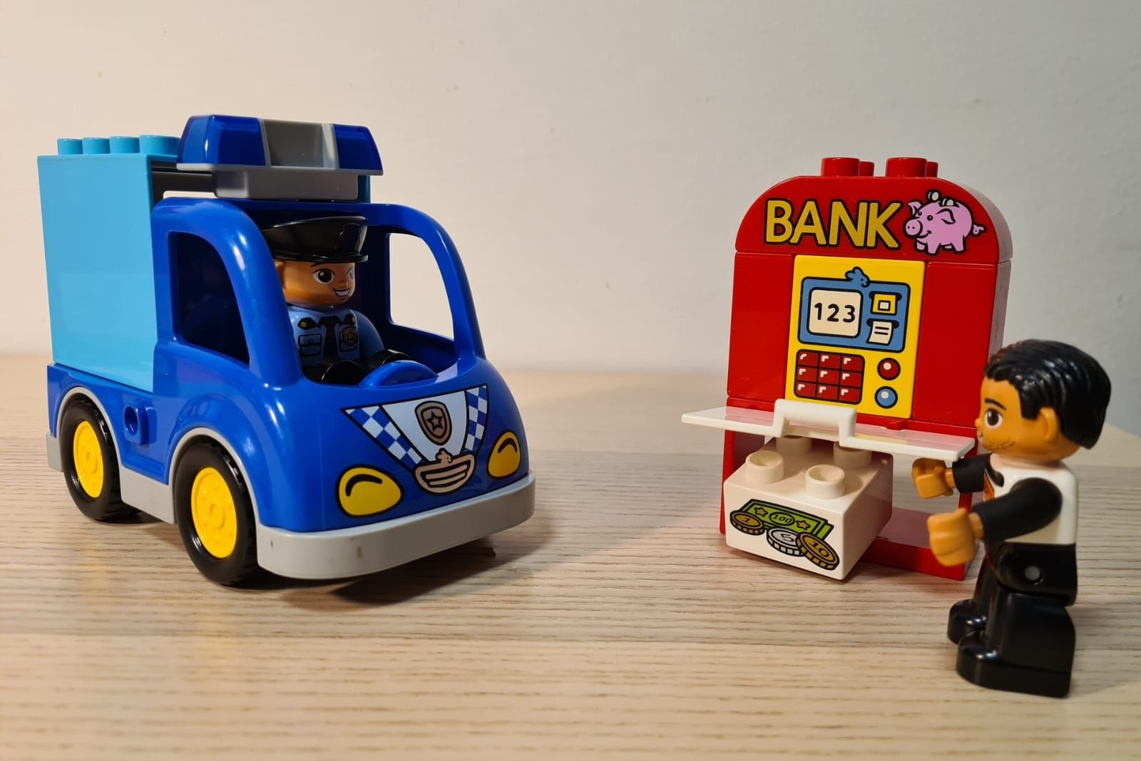 Klocki LEGO patrol policyjny 10809.