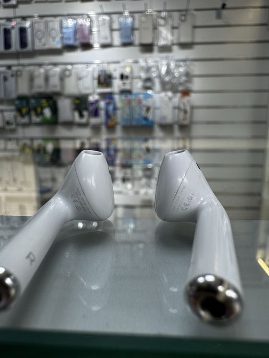 Б/У Оригінальні Навушники Apple AirPods 2(A1938,A2032,A2031)