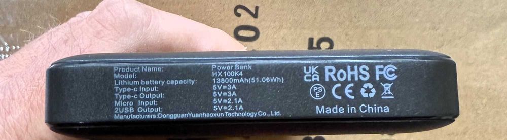 POWERBANK 13800mAh Przenośna ład. Kabel USB HX100K4 Czarny Latarka