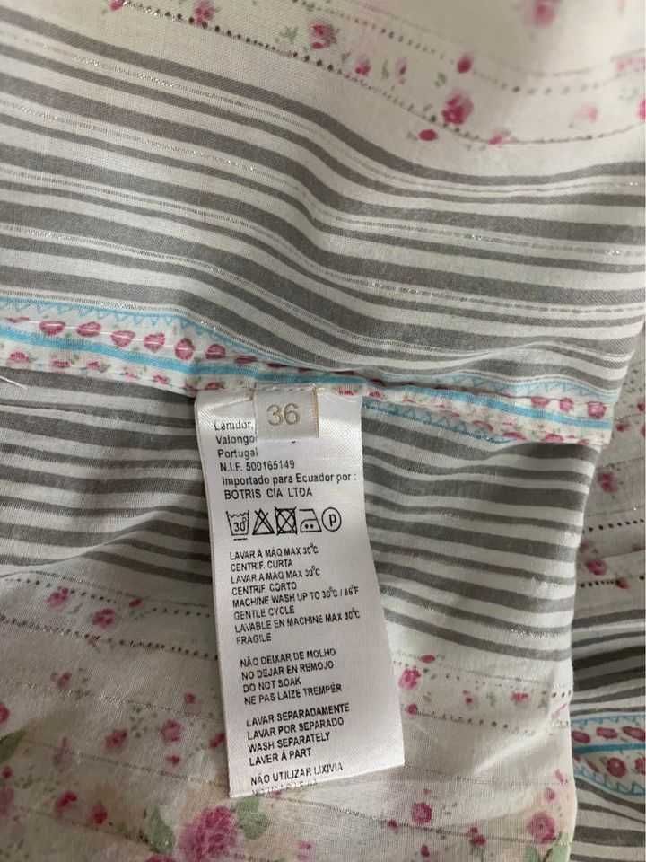Vestido Lanidor padrão florido estilo caicai