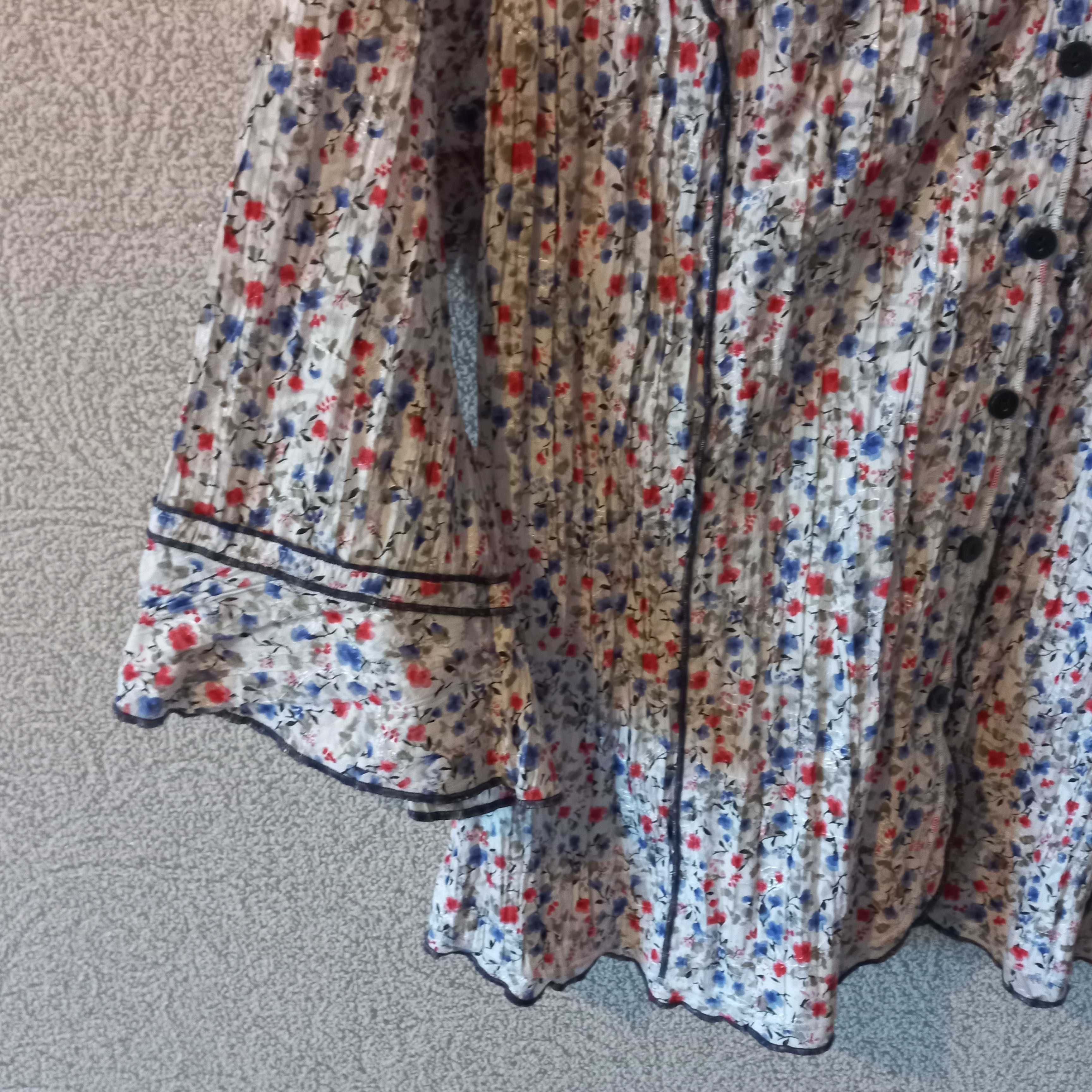 Bluzka biala rozmXL Nowa plocienko kreszowane -efektowna-przewiewna