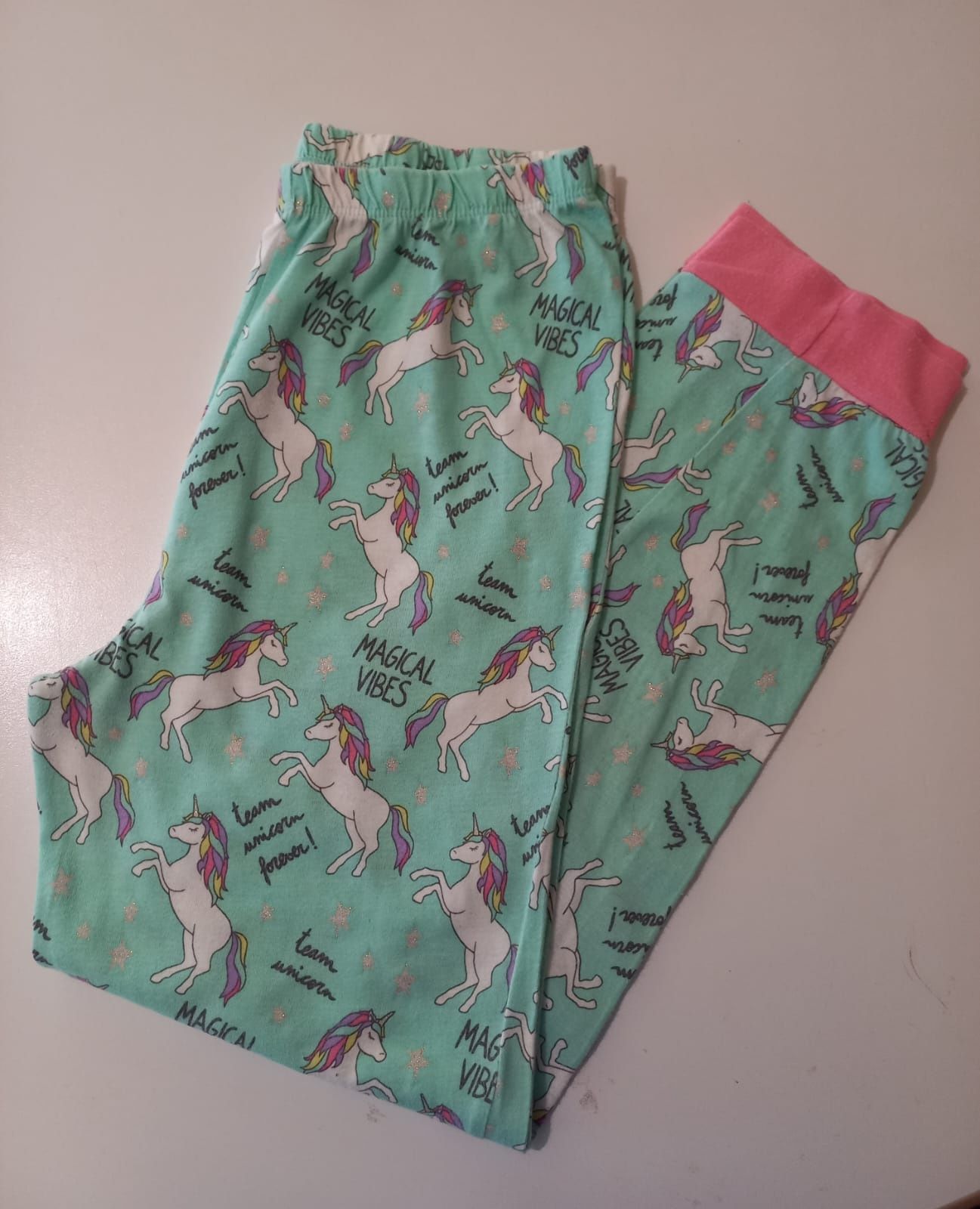 Pijama dos unicórnios 8/9anos
