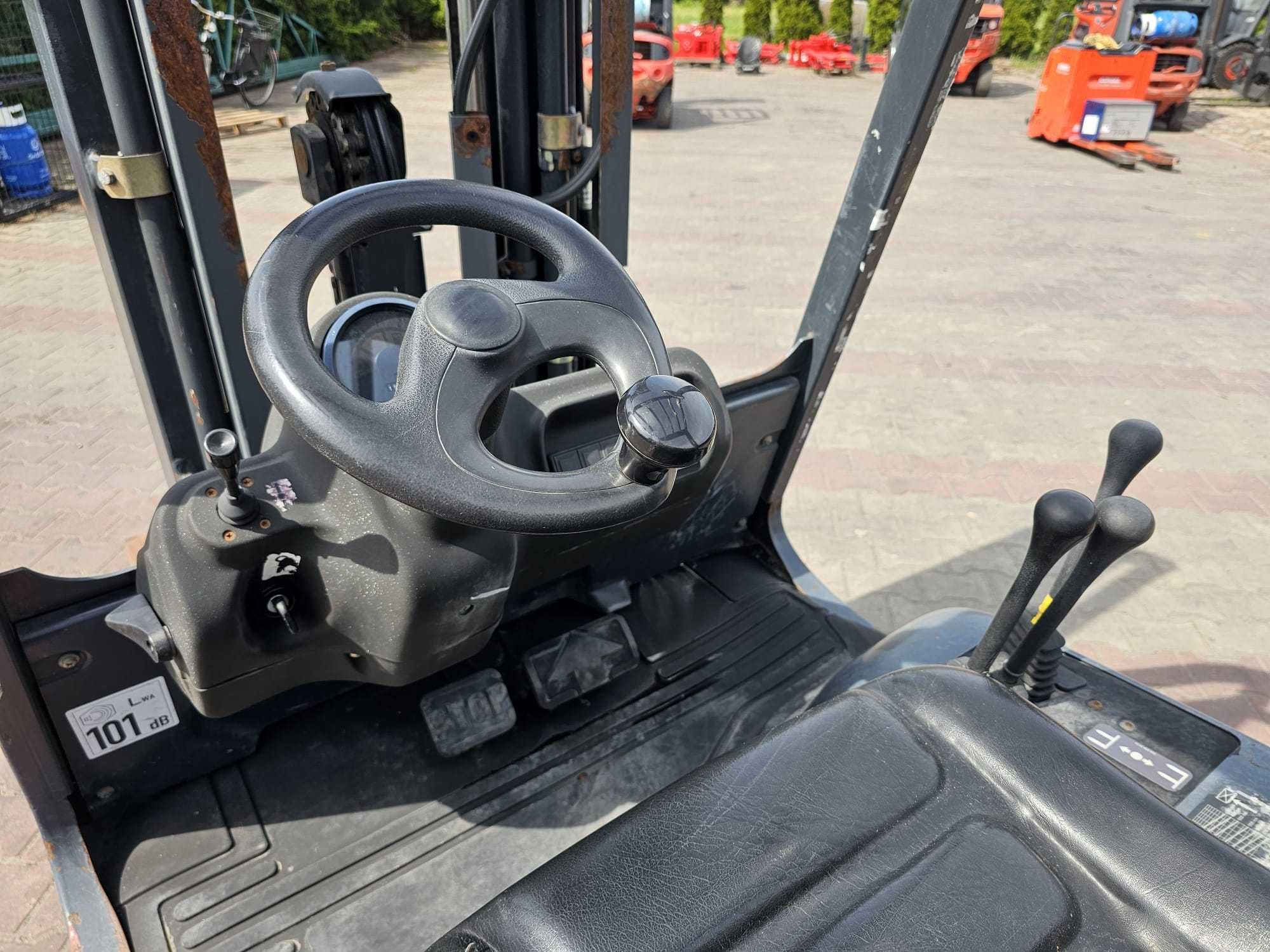 Wózek widłowy Linde H18T-03 LPG Triplex 2001r