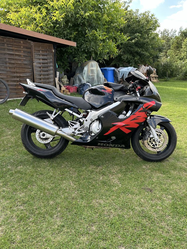 Honda cbr f4 600