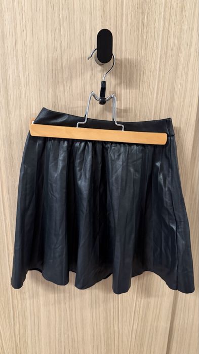 Zara Czerna spódniczka plisowana eko skóra modna 128 8l sesja święta