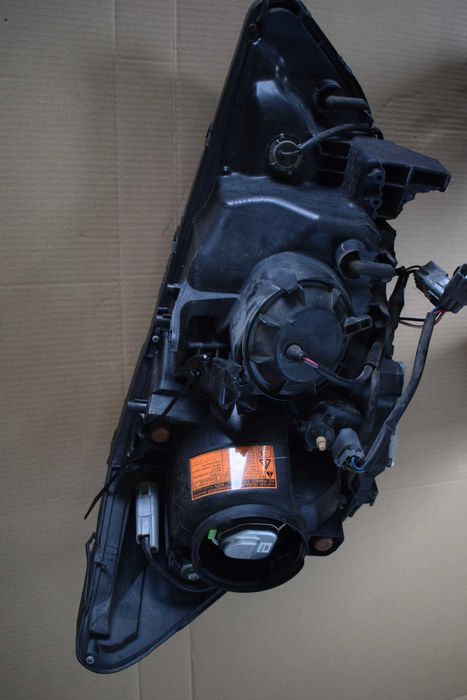 lampa lewa przód przednia xenon MITSUBISHI ASX 1.8 DID 14R.EUROPA