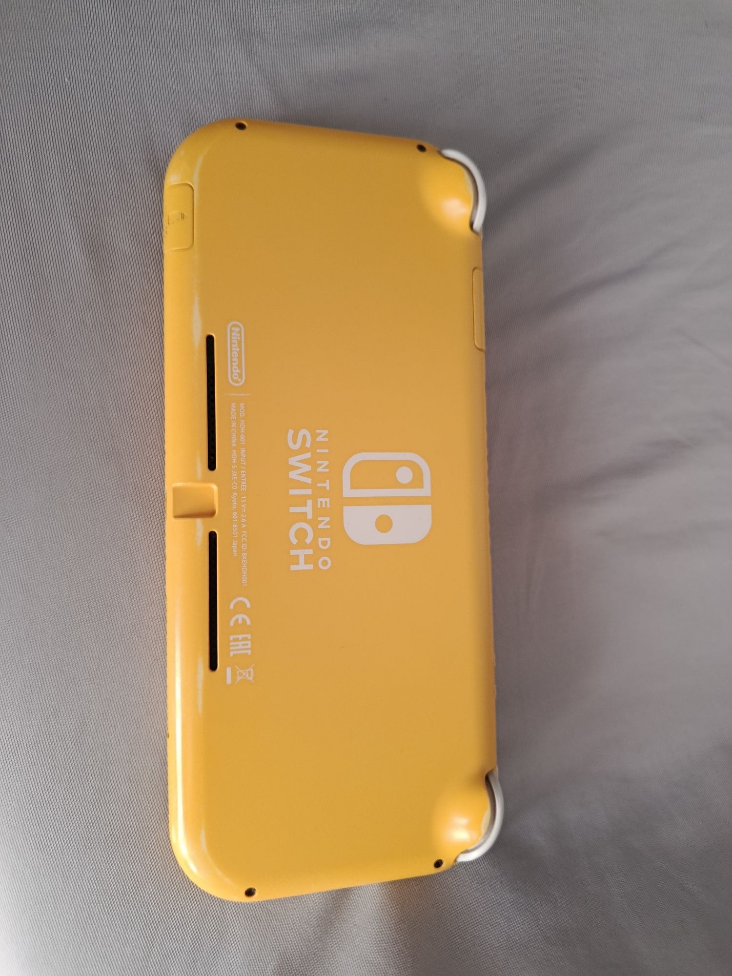 Sprzedam Konsolę Nintendo Switch