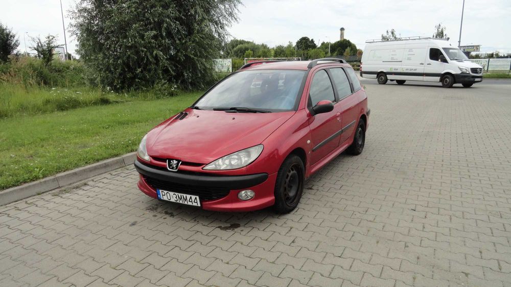 Zderzak przód przedni Peugeot 206 kombi SW kolor EKQ